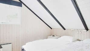 3 bedrooms, cots/infant beds - Magnificent Holiday Home in Aakirkeby near Sea (Akirkeby)