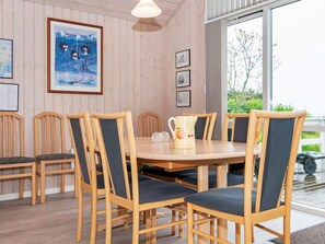 Dining - 6 Person Holiday Home in Ebeltoft (Ebeltoft)