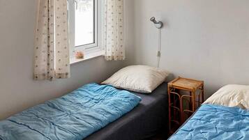 3 Schlafzimmer, Babybetten