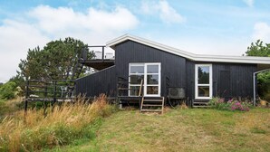 Exterior - Chic Holiday Home in Jutland near Sea (Knebel)