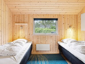 บ้านพัก | 5 ห้องนอน