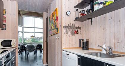 10 Person Holiday Home in Ulfborg