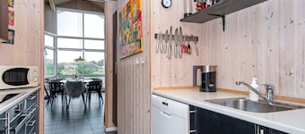 10 Person Holiday Home in Ulfborg