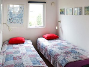 House | 2 bedrooms - 4 Person Holiday Home in Broager (Broager)