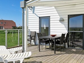 Exterior - Lovely Holiday Home in Harboore near Sea (Harboore)