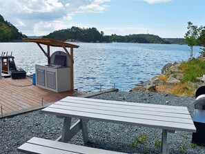 House | Outdoor dining
