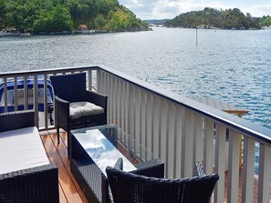 House | Lake view - 4 Star Holiday Home in Urangsvag (Bomlo)