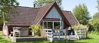 Cozy Holiday Home in Store Fuglede With Terrace