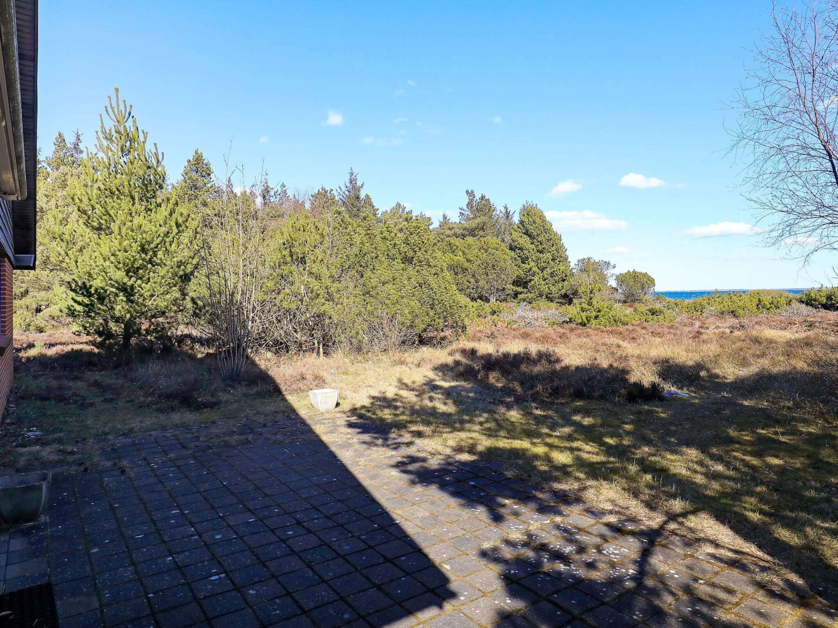 Hus | Utsikt mot vann