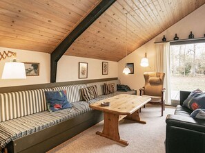 House | Interior - 5 Person Holiday Home in Martofte (Martofte)