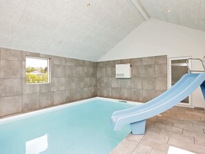 Indoor pool, outdoor pool - Luxury Retreat With Pool - By Traum Ferienwohnungen (Gørlev)