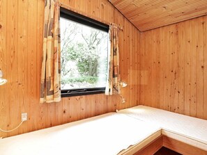 3 Schlafzimmer, Babybetten