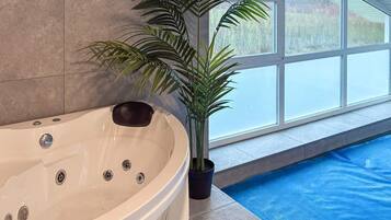 House | Spa treatment