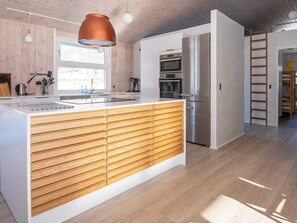 Hus | Eget kök | Barnstol