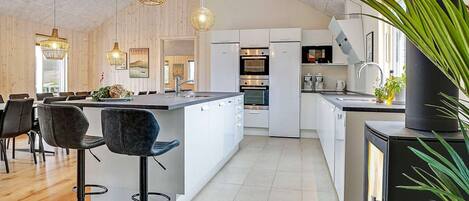 House | Private kitchen | Highchair