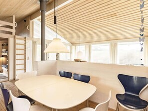 House | Interior - 4 Star Holiday Home in Pandrup (Pandrup)