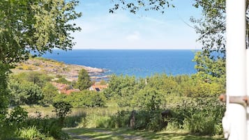 House | Water view