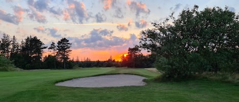 House | Golf