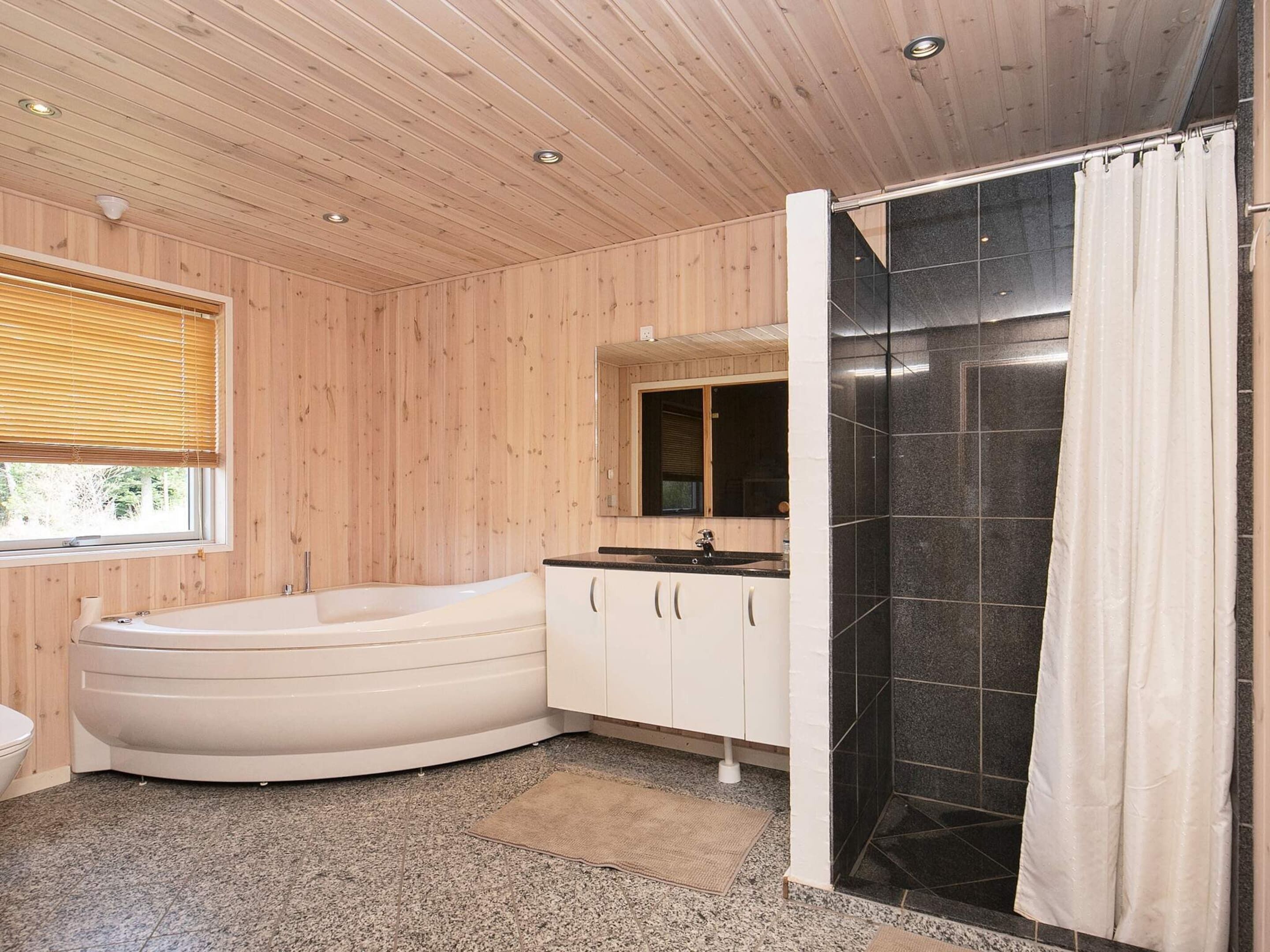House | Spa treatment