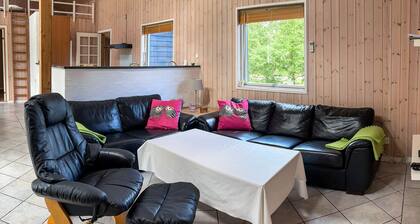 12 Person Holiday Home in Hals-by Traum