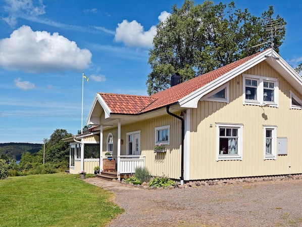 House | Exterior