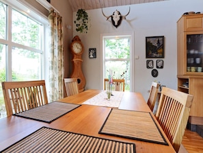House | Dining