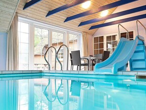 House | Pool