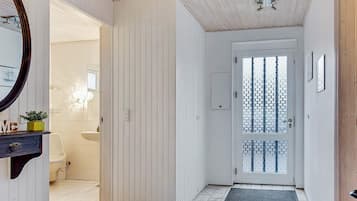 2 Schlafzimmer, Babybetten