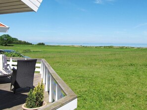 الإطلالة من المنشأة