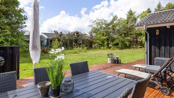 House | Outdoor dining