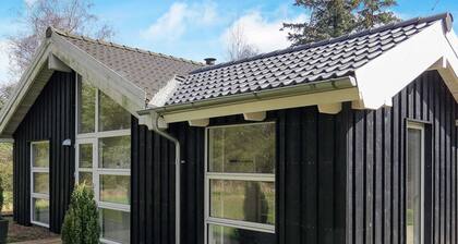 6 Person Holiday Home in Hals