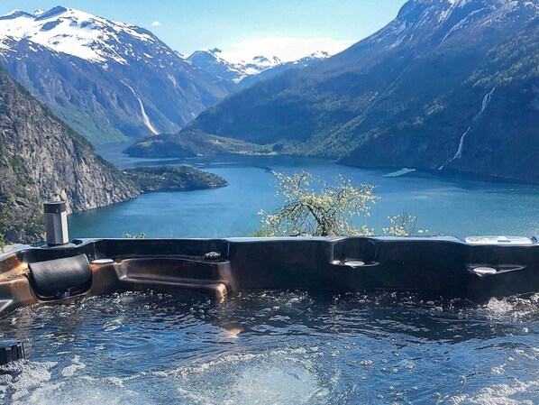 House | Spa treatment