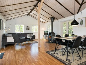3 Schlafzimmer, Babybetten