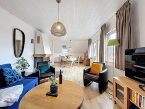 Tv och eldstad