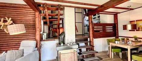 Televisión y chimenea