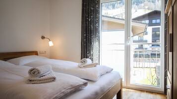 Apartment (2) | 3 Schlafzimmer, Bügeleisen/Bügelbrett, Babybetten, Zustellbetten