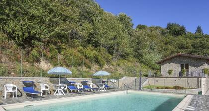 Agréable appartement dans une maison de vacances avec WIFI, piscine, terrasse et animaux admis