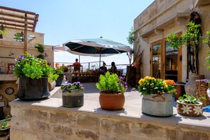 Terrace/patio - Pigeon Hotel (Nevsehir)