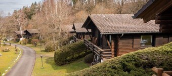 Beautiful apartment for 6 guests with WIFI, TV, patio and pets allowed