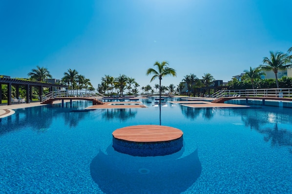 Condo, 2 habitaciones | Alberca