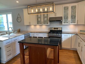 Casa, 5 quartos | Cozinha privada | Geladeira, fogão, cafeteira/chaleira, torradeira