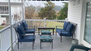 House, 5 Bedrooms | Terrace/patio