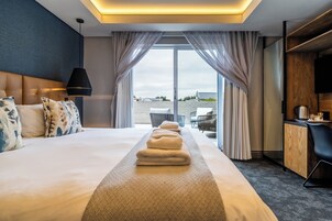 2 Sleeper Loft (1 dbl room balcony gold) (49) | Bed sheets