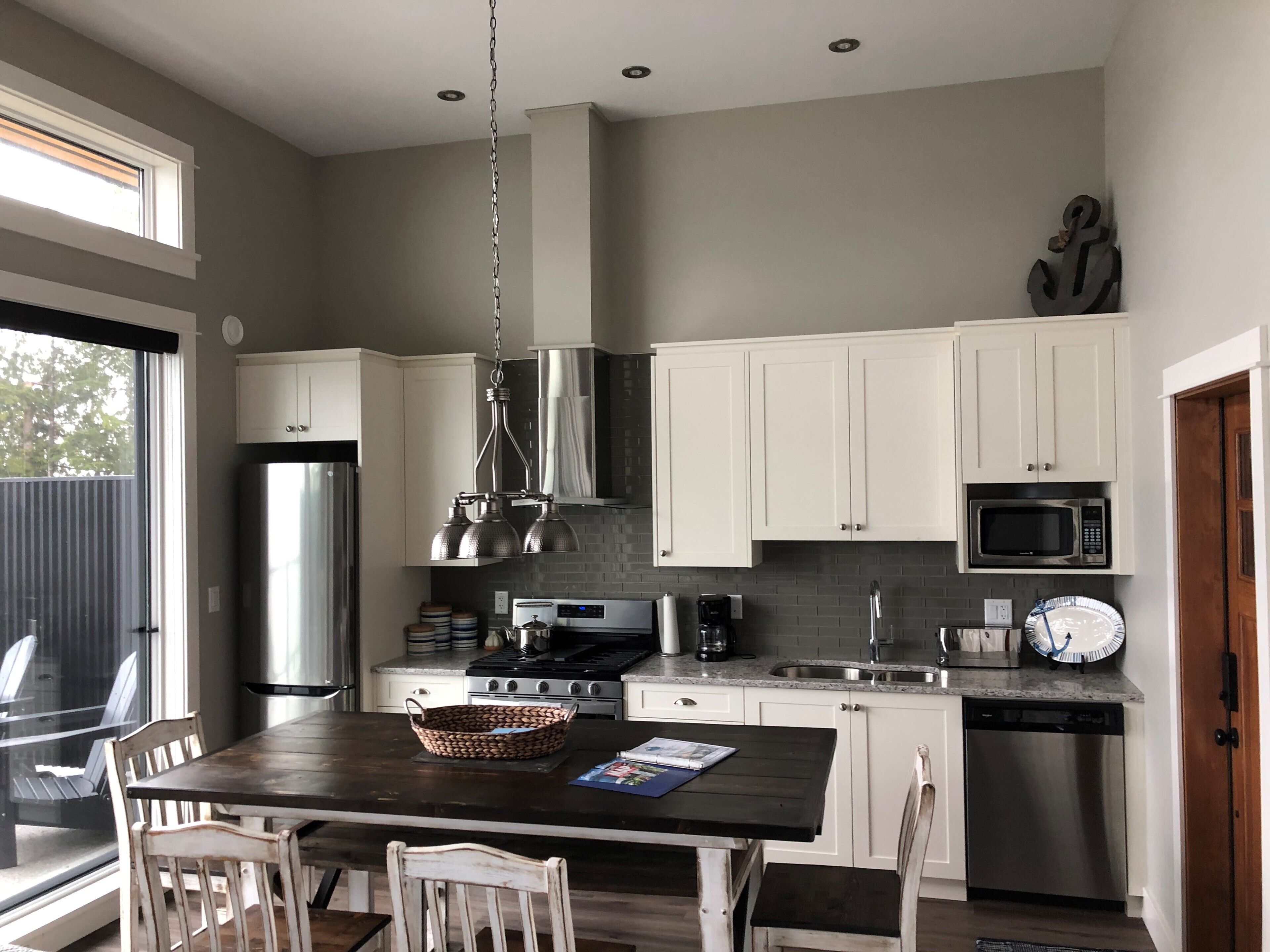 #210 - Ocean Serenity (Oceanfront)