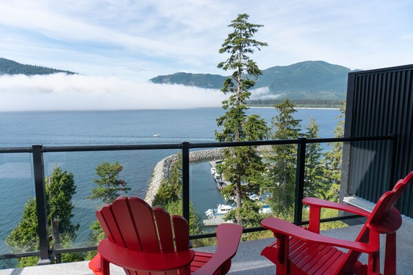 Property grounds - Ocean Pearl (Oceanfront - Amazing Views ) H627189082 (Port Renfrew)