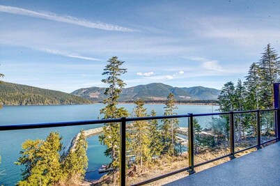 Cedar Peaks (Oceanfront, Amazing Views) H250273641