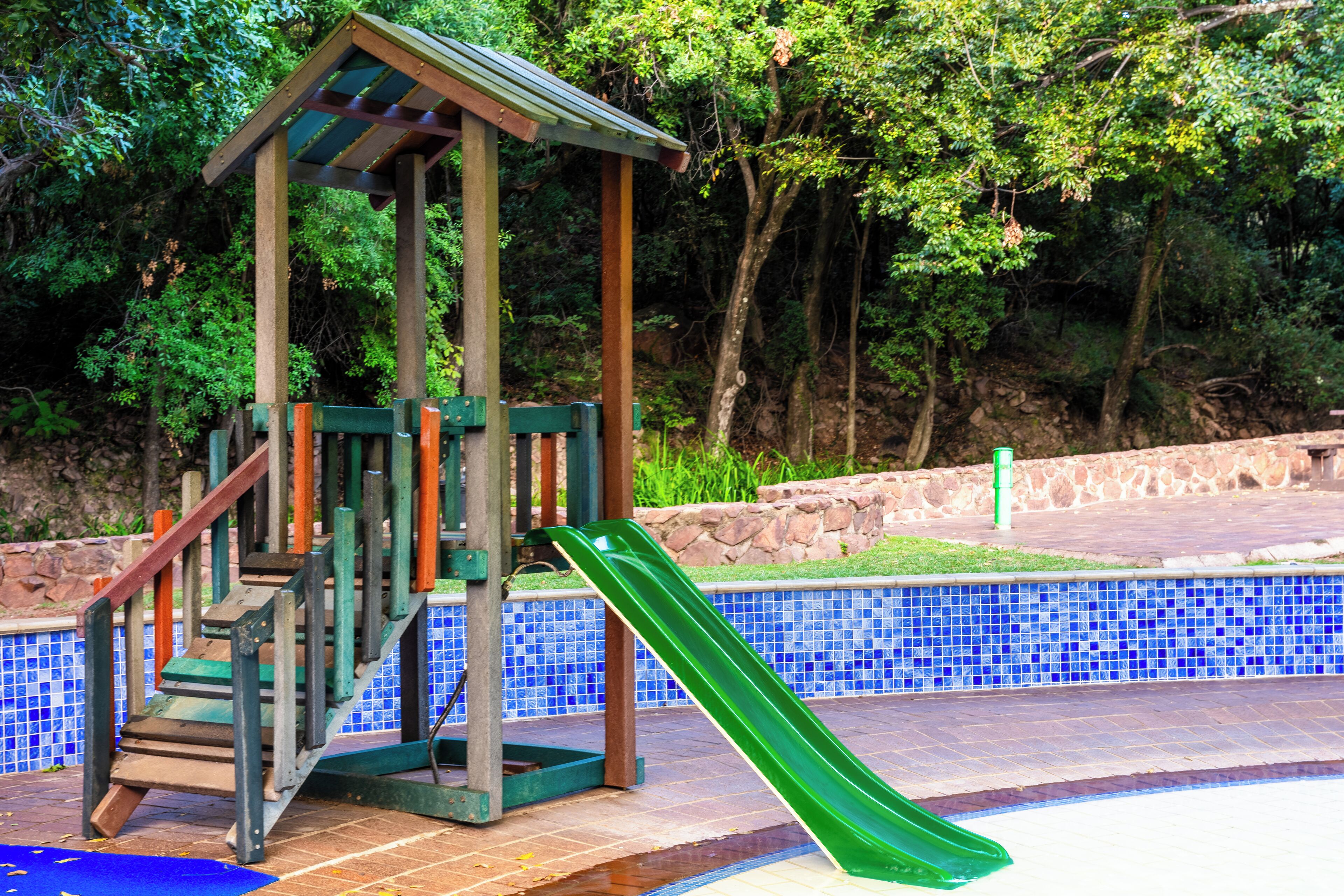 children’s play area – outdoor