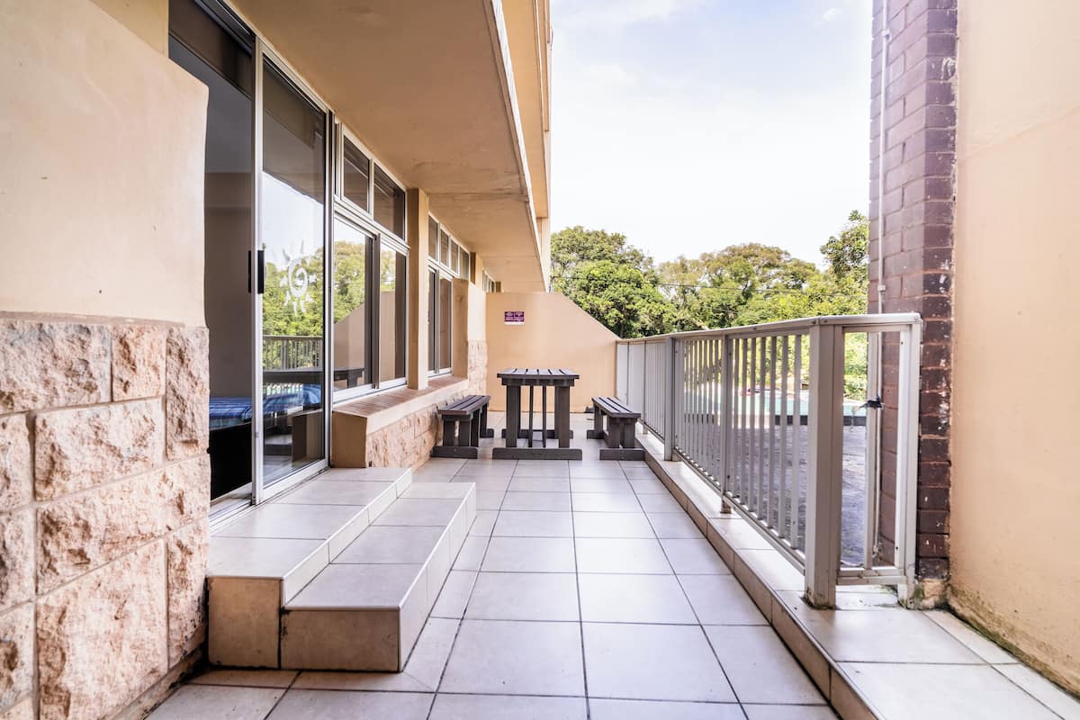 5 Sleeper Flat, Balcony | 露台/庭院