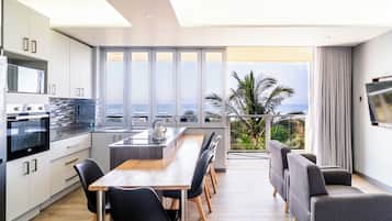 6 Sleeper Upgraded Flat with Balcony (26) | Living area