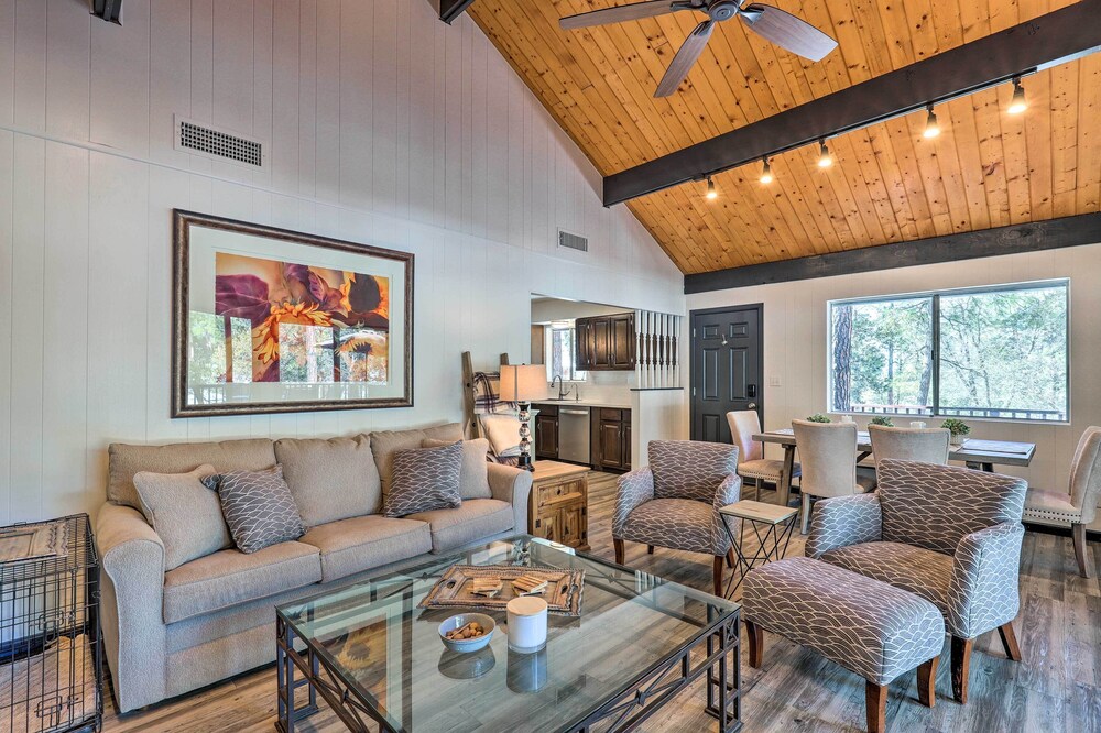 Rustic-Chic Prescott Cabin w/ Deck in Wooded Area!